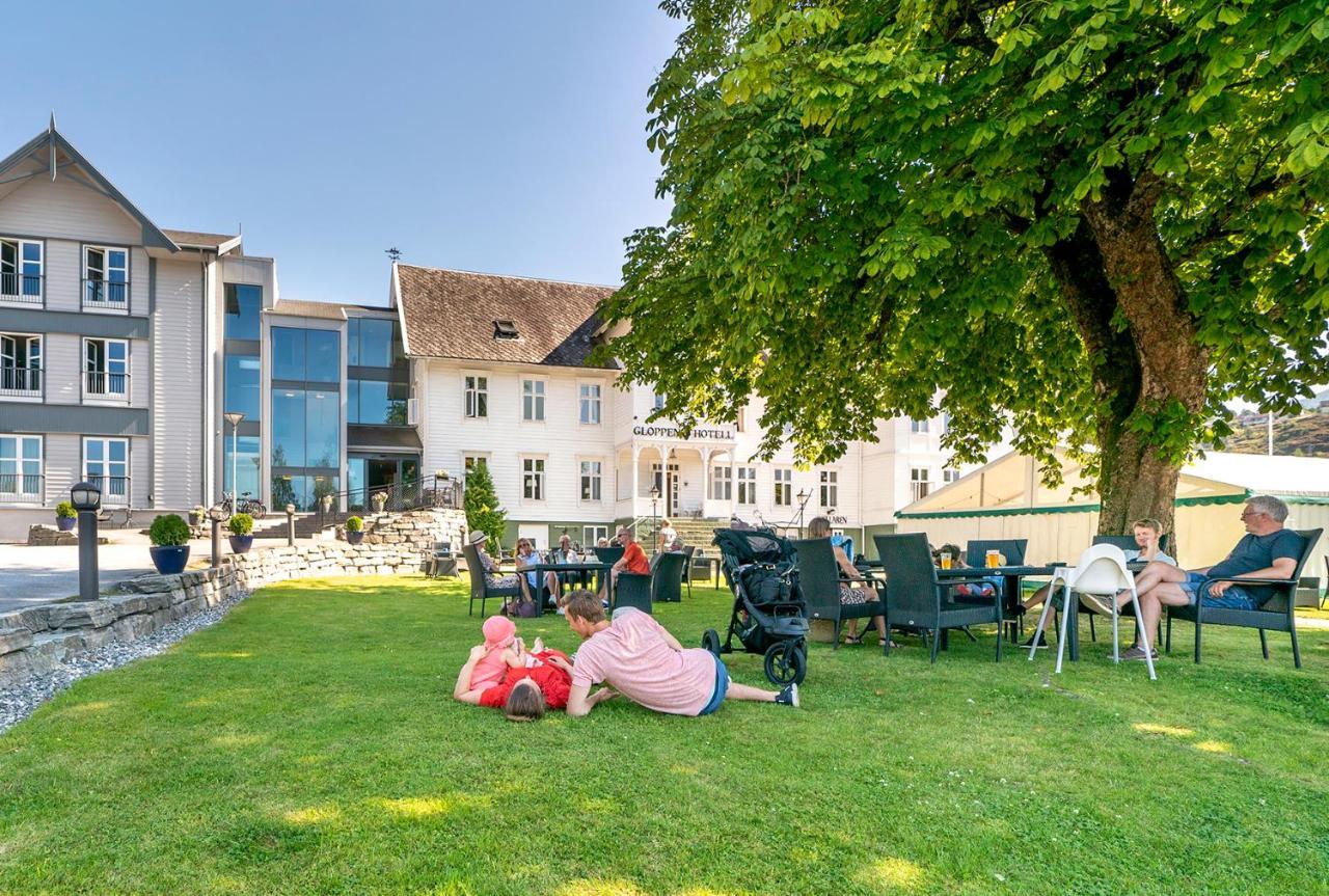 Gloppen Hotell - By Classic Norway Hotels Sandane Exteriér fotografie